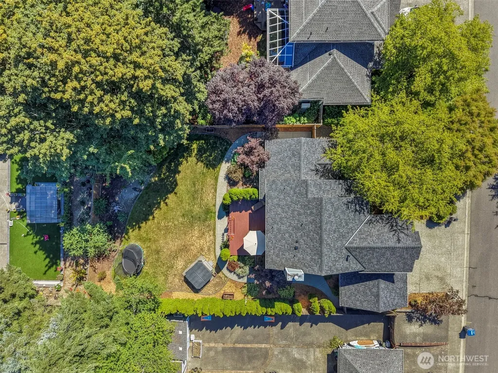 22812 SE 265th Place Maple Valley WA 98038