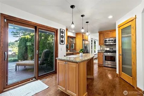 22812 SE 265th Place Maple Valley WA 98038