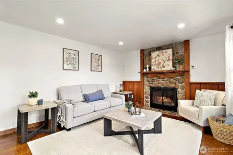 22812 SE 265th Place Maple Valley WA 98038