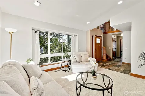 22812 SE 265th Place Maple Valley WA 98038