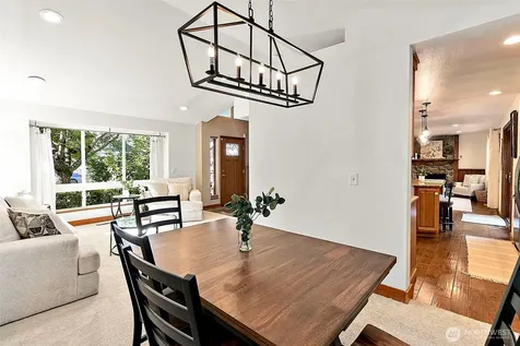 22812 SE 265th Place Maple Valley WA 98038