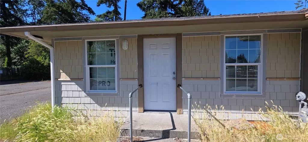 5105 SW Solberg Drive Tacoma WA 98499