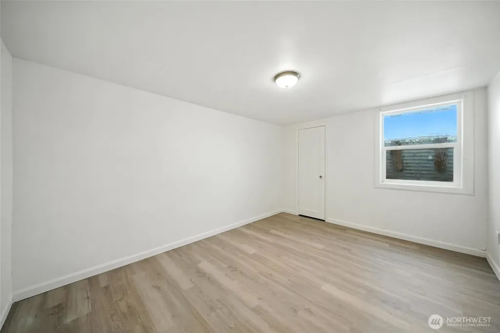 70 NE Rose Street College Place WA 99324
