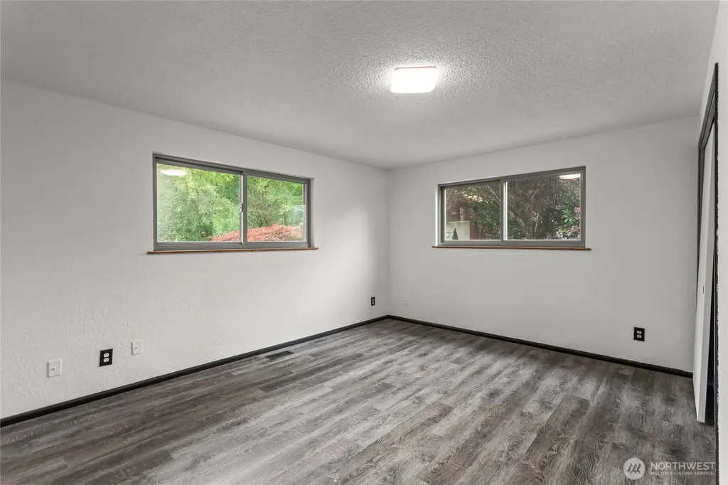 11818 193rd Avenue E Bonney Lake WA 98391