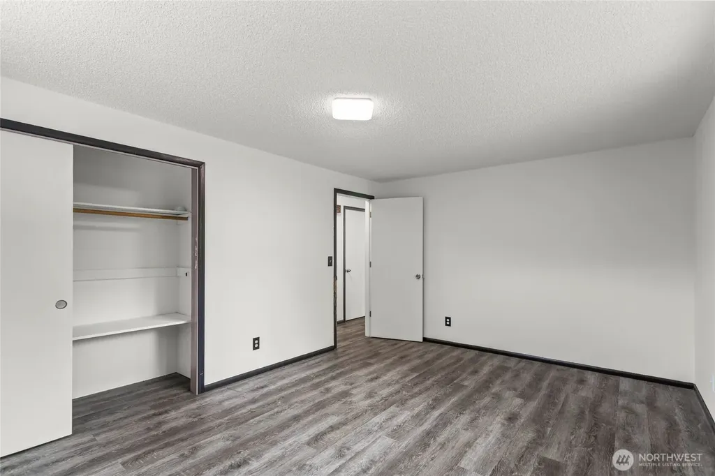 11818 193rd Avenue E Bonney Lake WA 98391