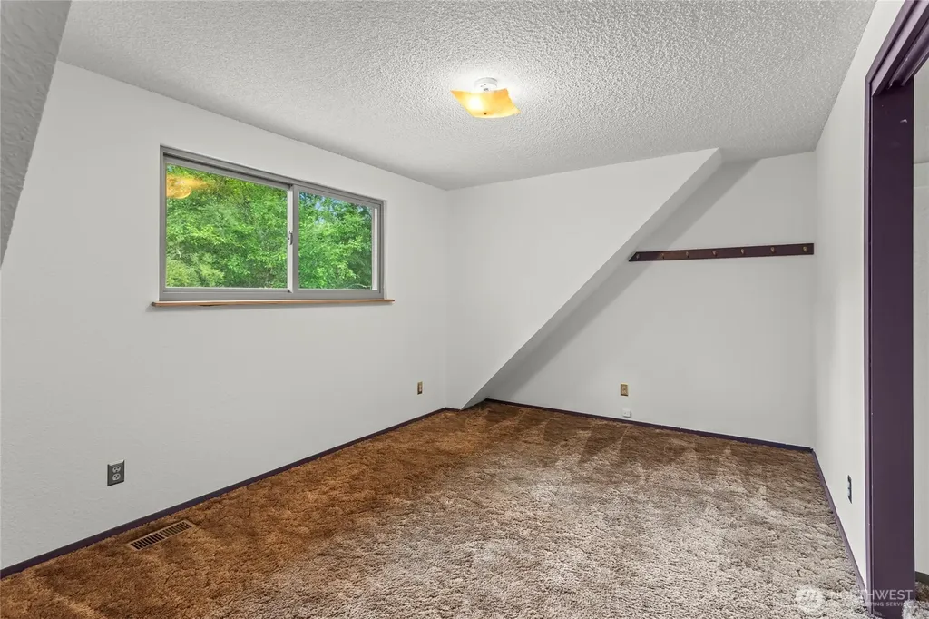 11818 193rd Avenue E Bonney Lake WA 98391
