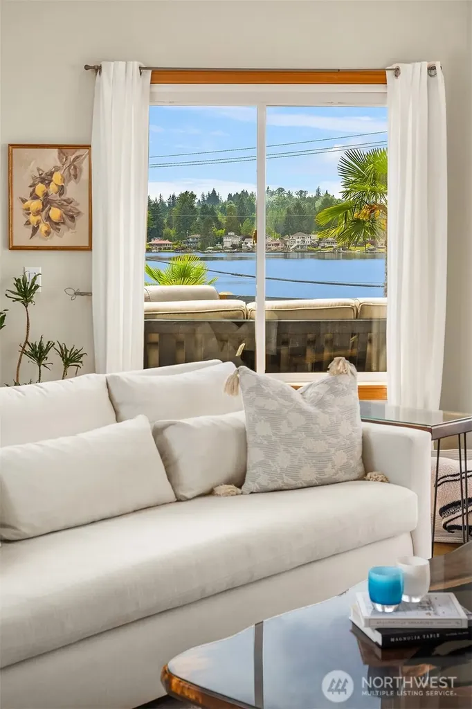 423 S Lake Stevens Road Lake Stevens WA 98258