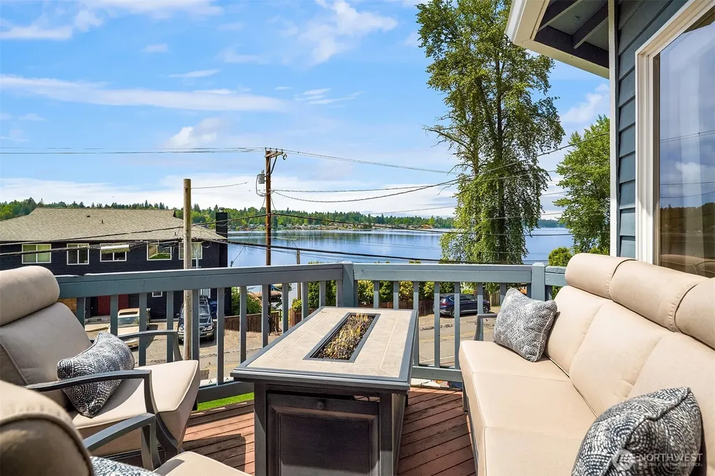 423 S Lake Stevens Road Lake Stevens WA 98258