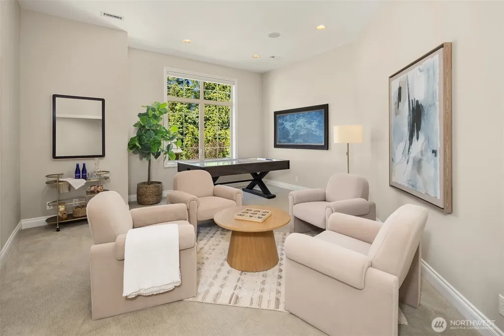 12426 205th Place NE Woodinville WA 98077