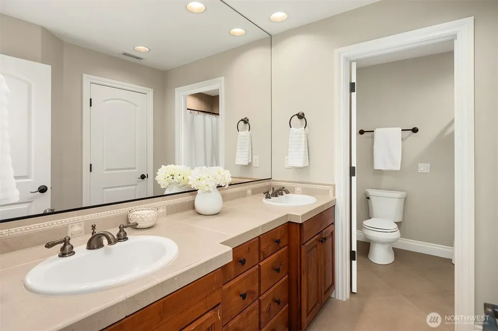 12426 205th Place NE Woodinville WA 98077