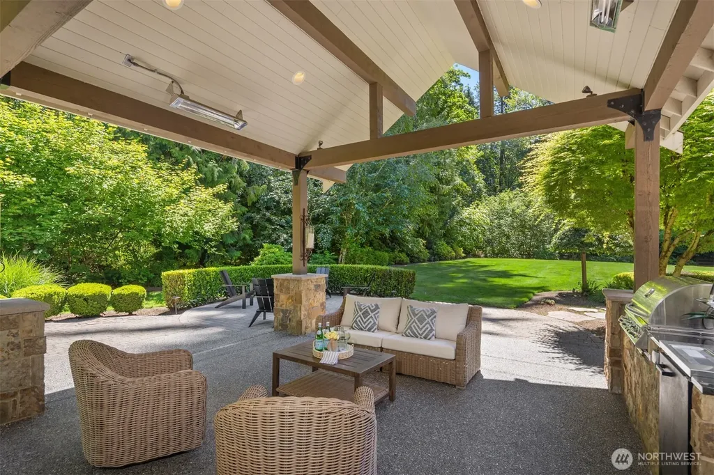12426 205th Place NE Woodinville WA 98077