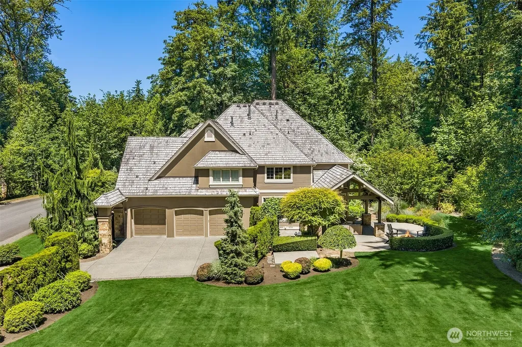 12426 205th Place NE Woodinville WA 98077