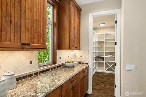 12426 205th Place NE Woodinville WA 98077
