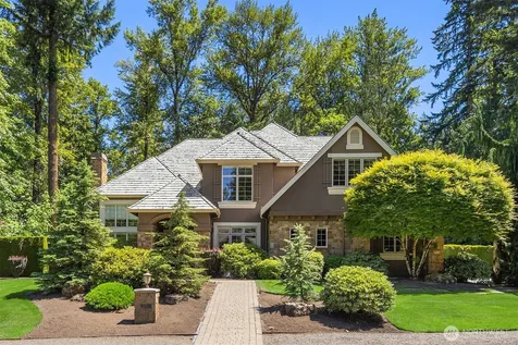 12426 205th Place NE Woodinville WA 98077