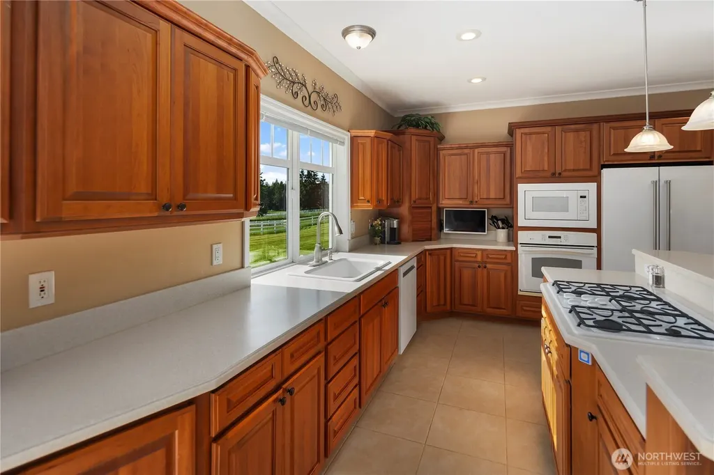 6504 44th Avenue NE Olympia WA 98516