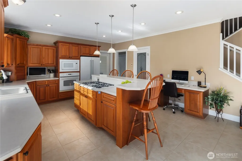 6504 44th Avenue NE Olympia WA 98516