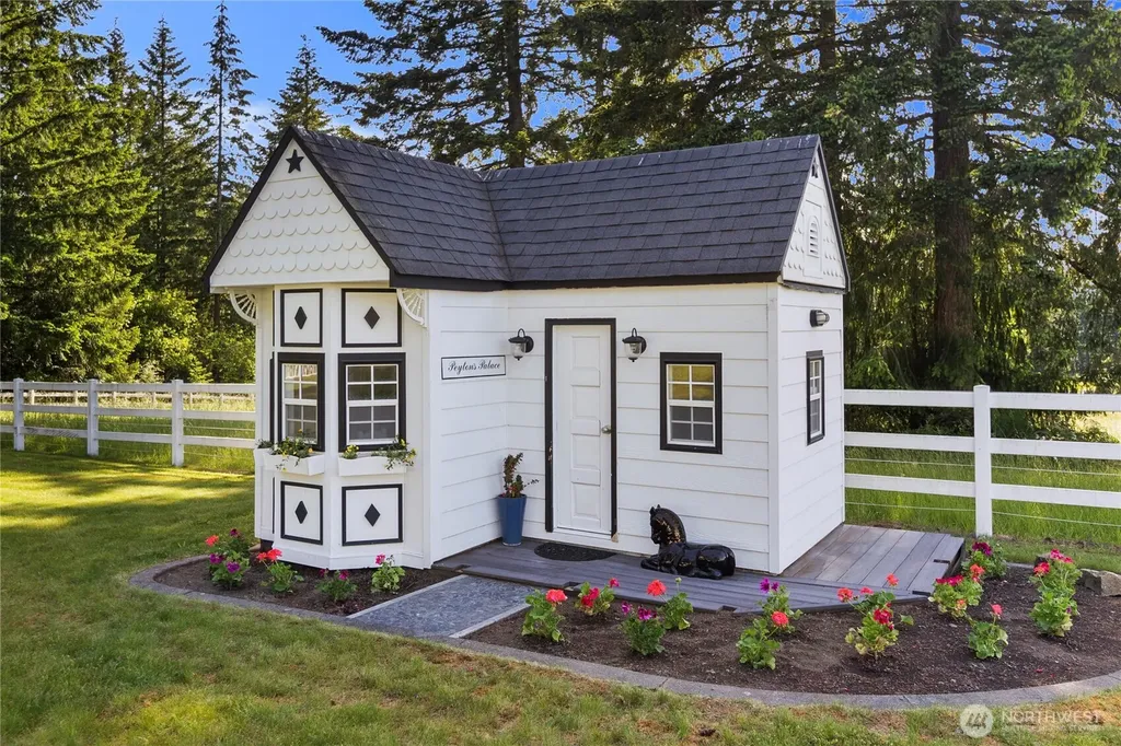 6504 44th Avenue NE Olympia WA 98516