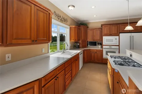 6504 44th Avenue NE Olympia WA 98516