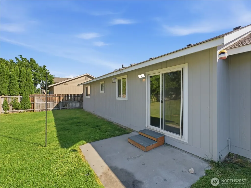 2347 Fancher Field Road East Wenatchee WA 98802