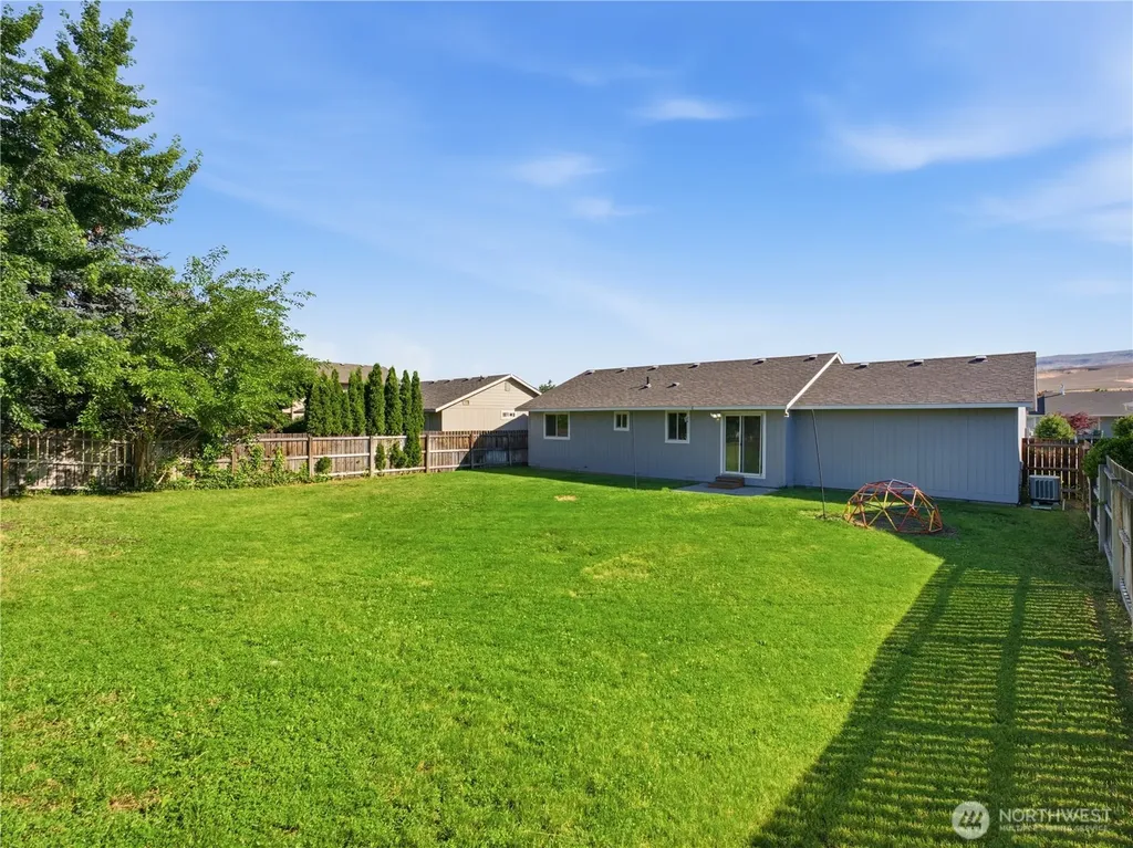 2347 Fancher Field Road East Wenatchee WA 98802