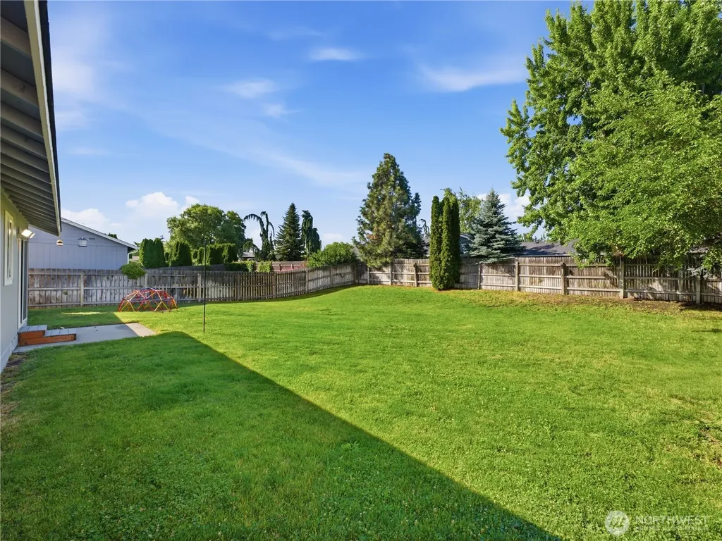 2347 Fancher Field Road East Wenatchee WA 98802