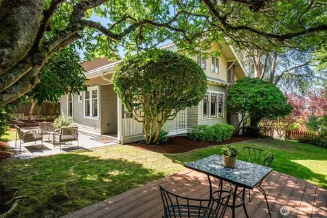 4055 SW Holgate Street Seattle WA 98116