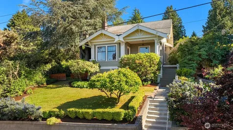 4055 SW Holgate Street Seattle WA 98116