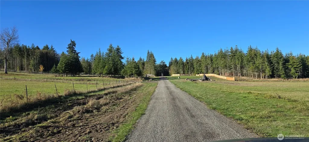 4 Lunderville Lane Port Angeles WA 98362