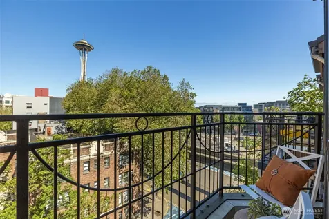 425 Vine Street Seattle WA 98121