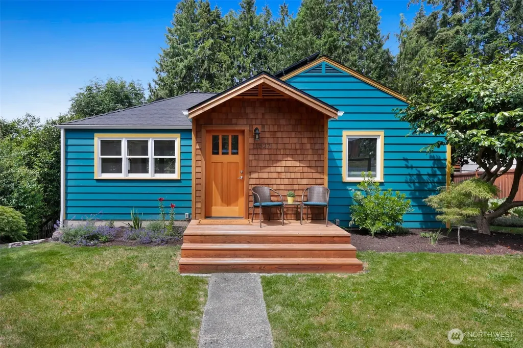 11527 39th Avenue NE Seattle WA 98125