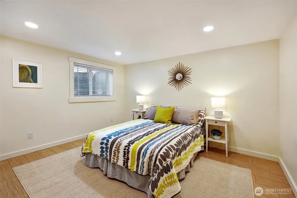 11527 39th Avenue NE Seattle WA 98125