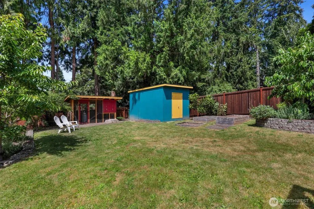 11527 39th Avenue NE Seattle WA 98125