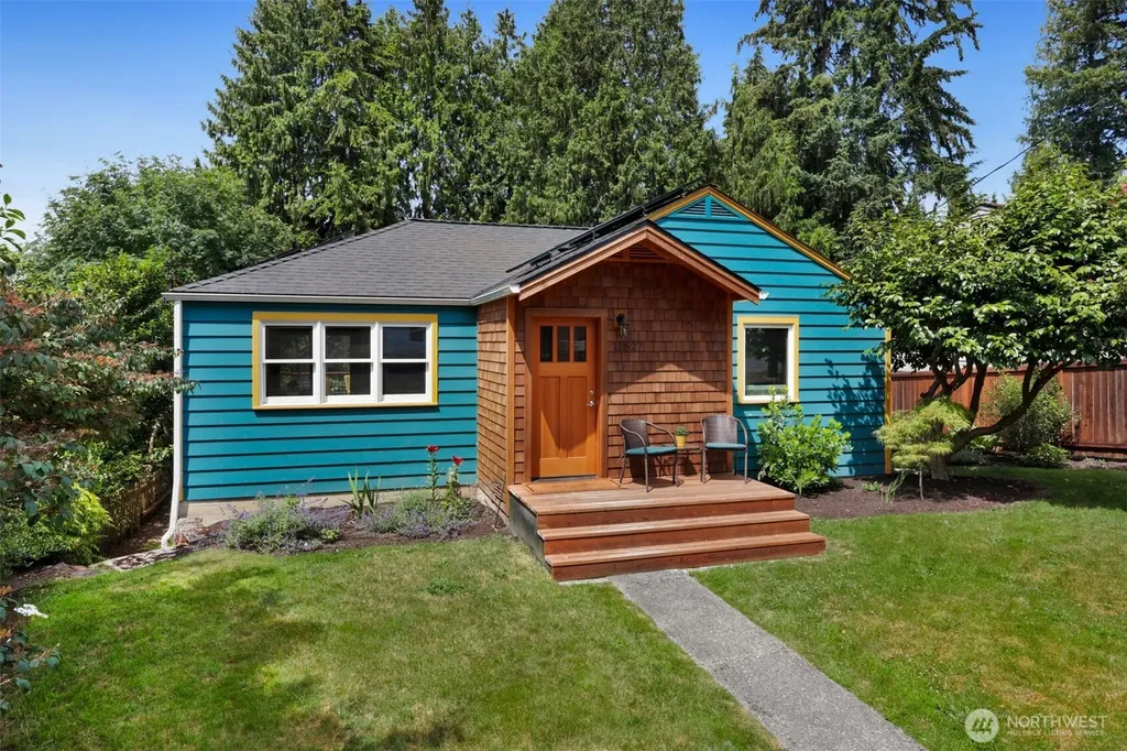 11527 39th Avenue NE Seattle WA 98125