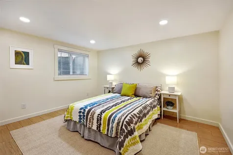 11527 39th Avenue NE Seattle WA 98125
