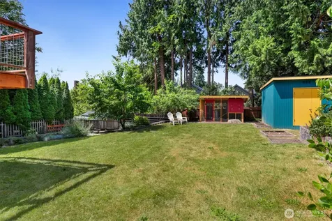 11527 39th Avenue NE Seattle WA 98125