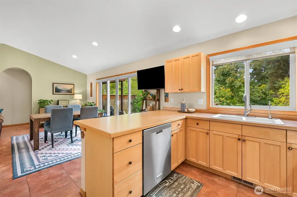 2412 W North Street Bellingham WA 98225