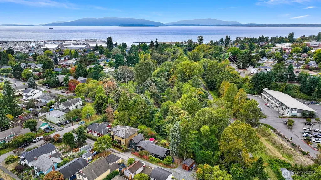 2412 W North Street Bellingham WA 98225