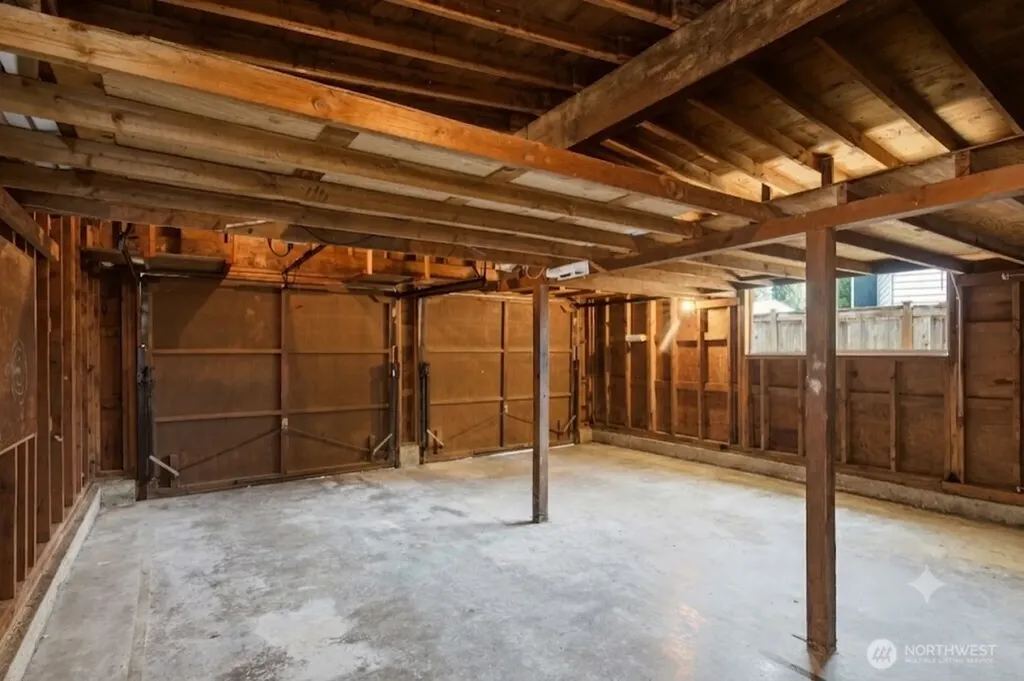 26607 Manchester Court Kent WA 98032