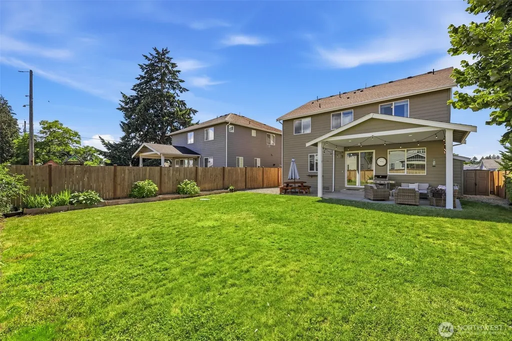 6627 S Ferdinand Street Tacoma WA 98409