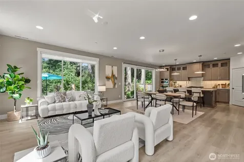 9509 186th Court NE Redmond WA 98052