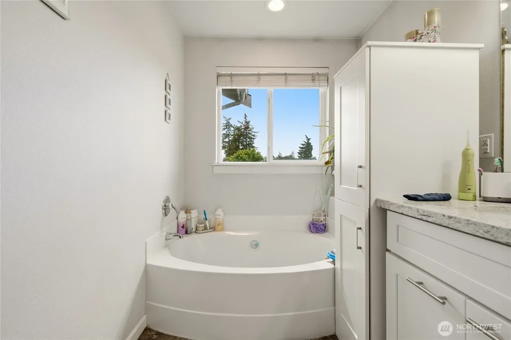 16521 A Street S Spanaway WA 98387
