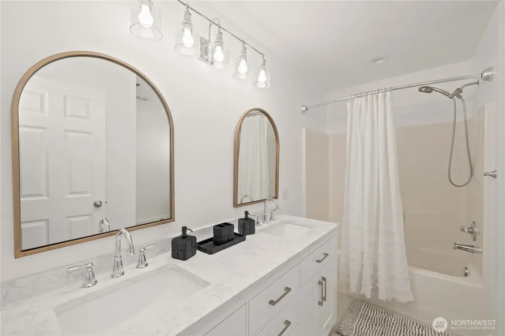 23511 SE 243rd Place Maple Valley WA 98038