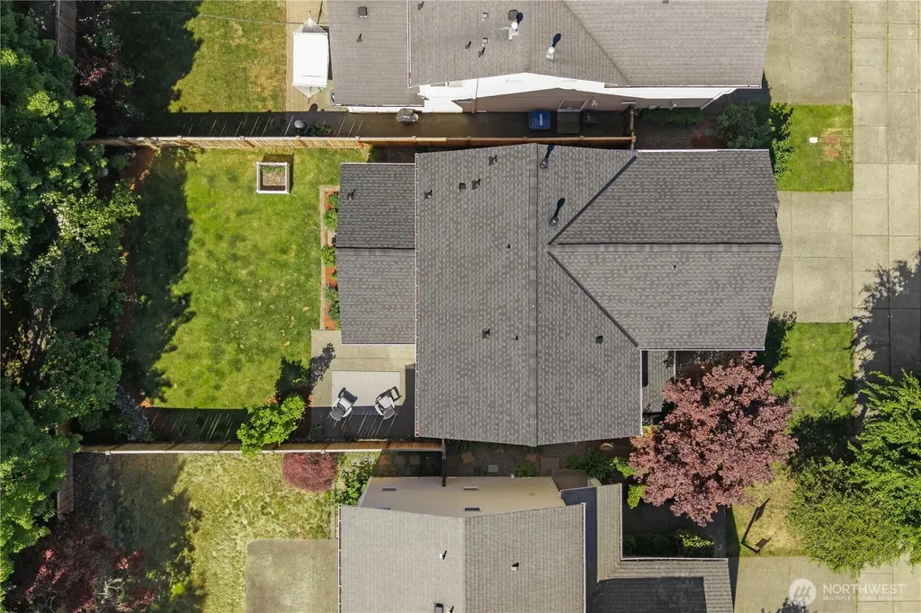 23511 SE 243rd Place Maple Valley WA 98038