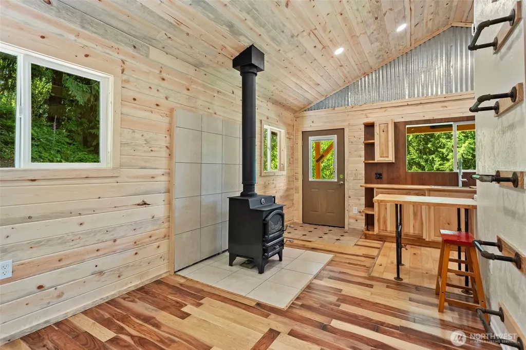 19005 NE Buncombe Hollow Road Woodland WA 98674