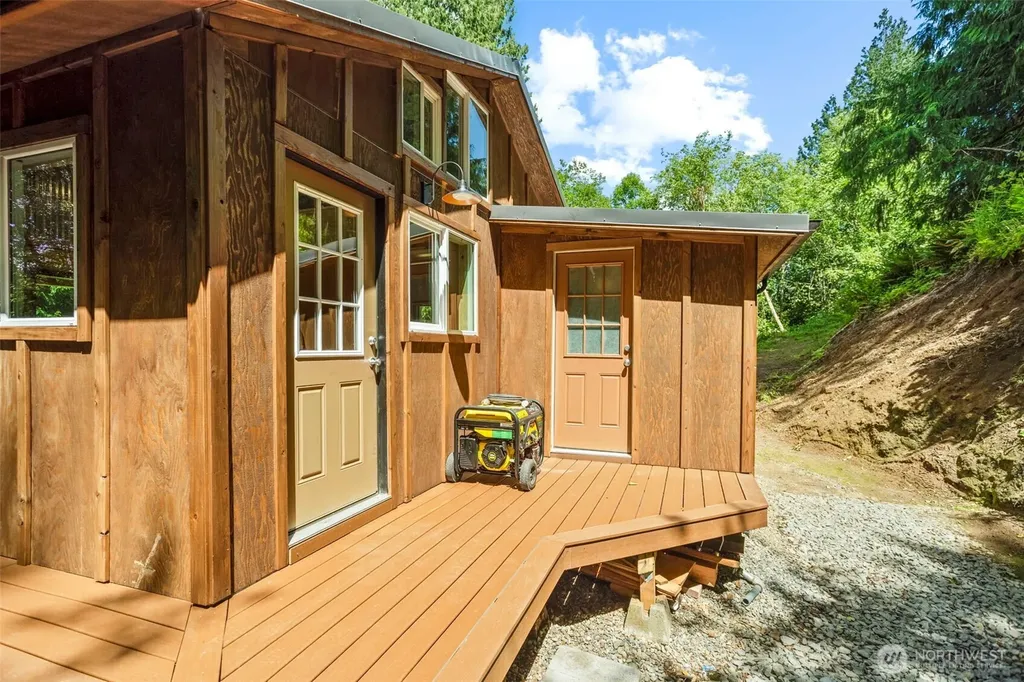 19005 NE Buncombe Hollow Road Woodland WA 98674