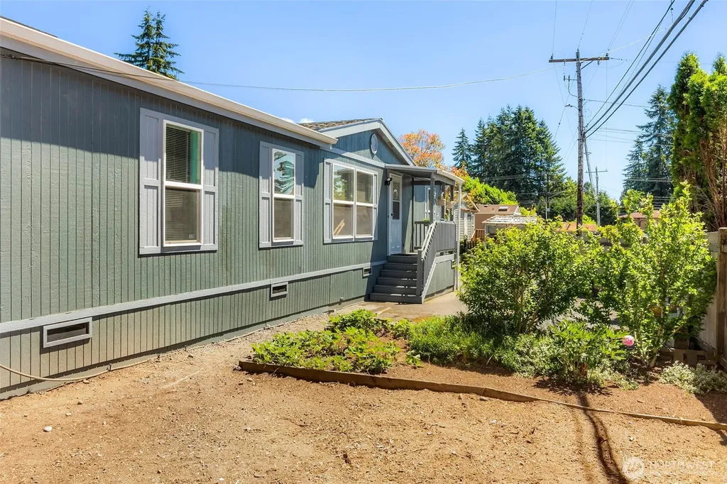 9931 18th Avenue W Everett WA 98204