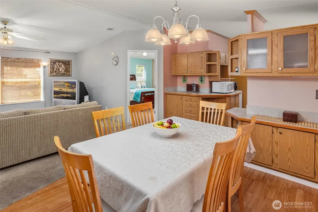 9931 18th Avenue W Everett WA 98204