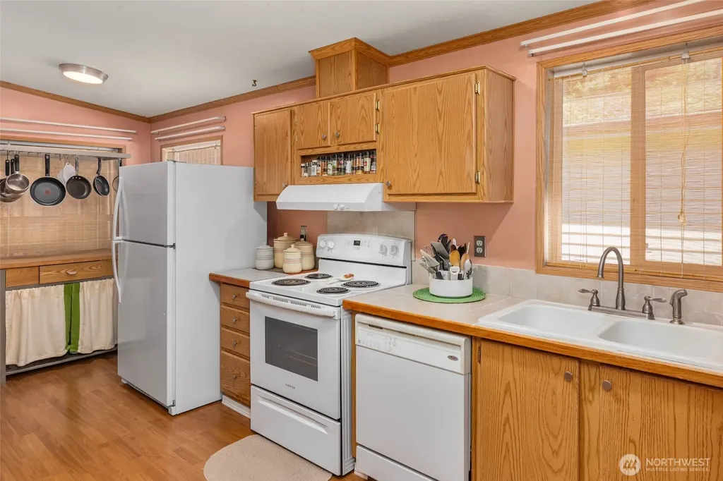9931 18th Avenue W Everett WA 98204