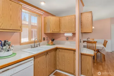 9931 18th Avenue W Everett WA 98204