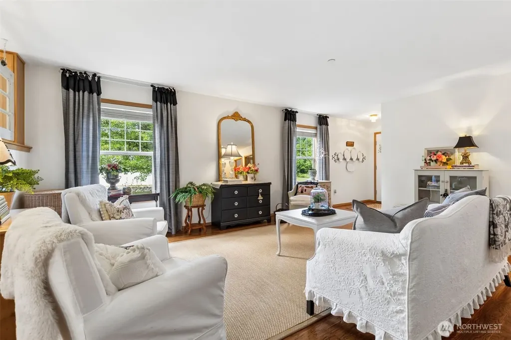 2947 Mcneil Street Dupont WA 98327